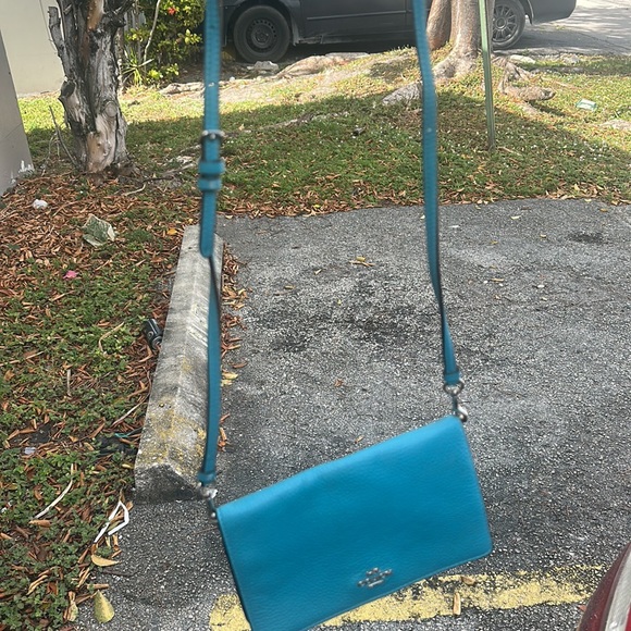 Coach body purse - Picture 5 of 5